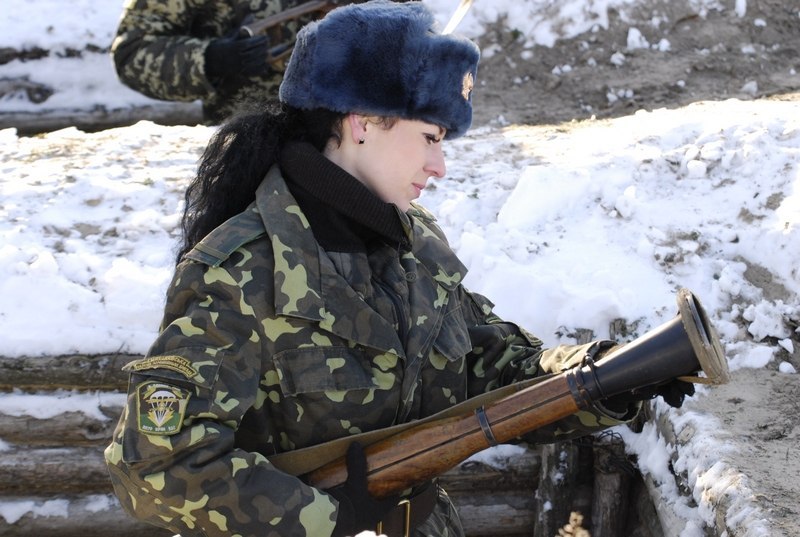 Las mujeres soldadas más guapas en Ucrania