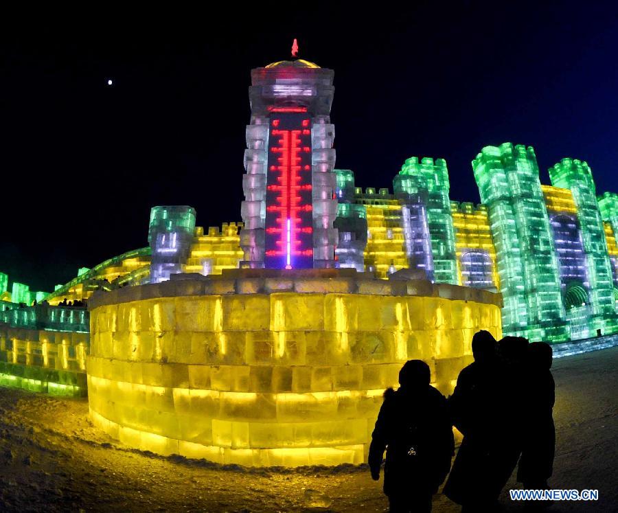 Inaugura en Harbin el 29º Festival de Hielo y Nieve 3