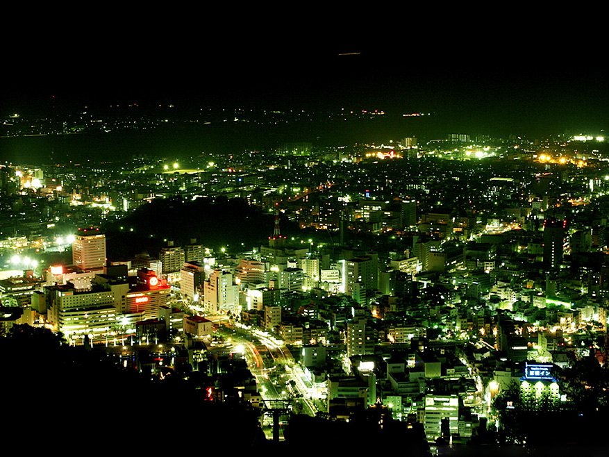 Brillantes paisajes nocturnos de Japón 189