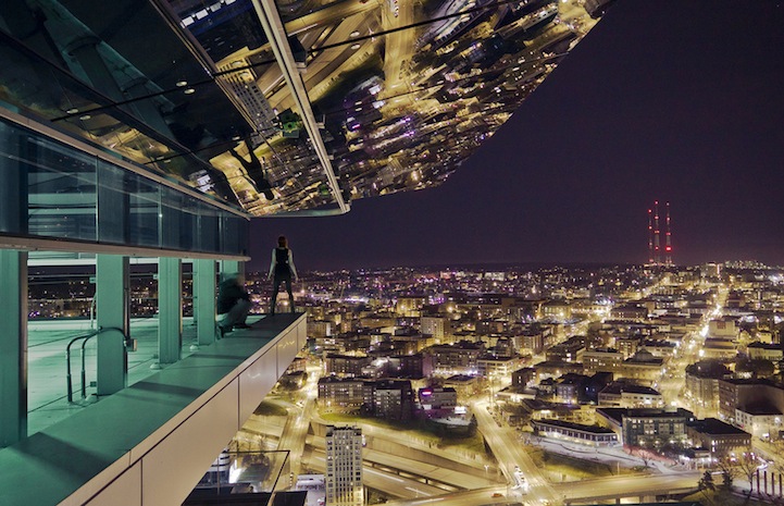 Las espléndidas vistas nocturnas desde el borde de la ciudad 5