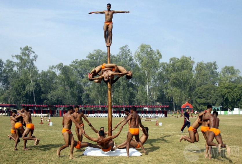 Las personas con habilidades increíbles en 2012