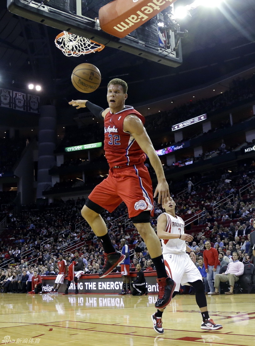 Los Clippers supera a los Rockets por 117-109 4