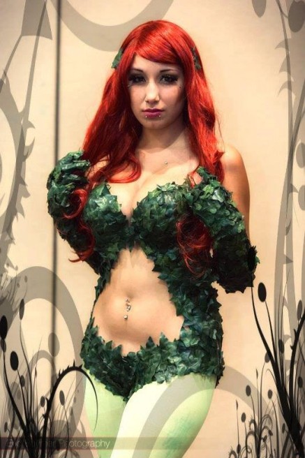 Mujeres cosplay con pechos grandes