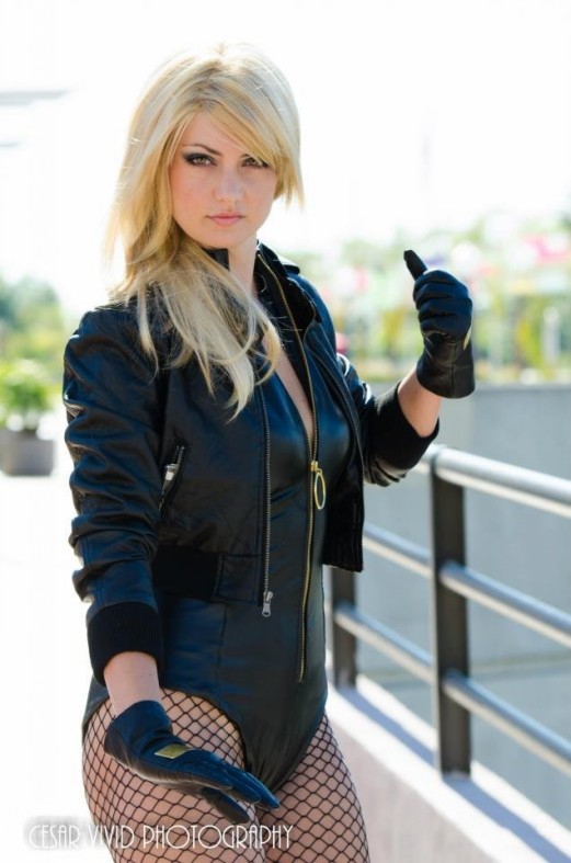 Mujeres cosplay con pechos grandes