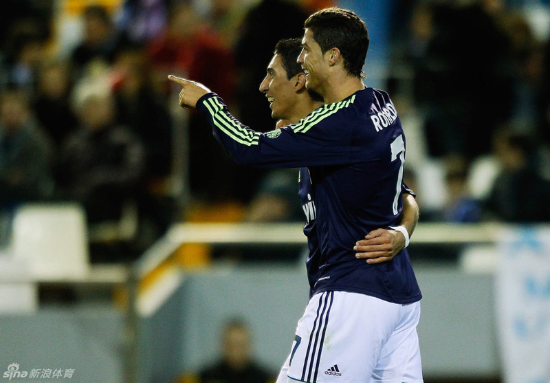 Tormenta de goles del Real Madrid cae en la casa del Valencia 12