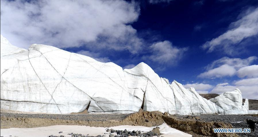 El tercer glaciar más grande del mundo se encuentra en Tíbet de China 7