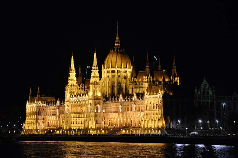 Maravillosos paisajes nocturnos en el mundo 11