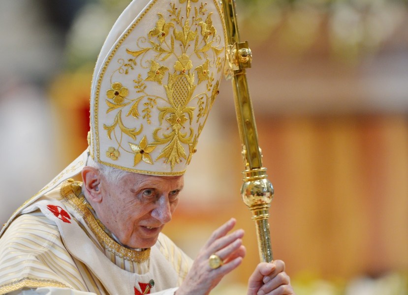 abdicará papa benedicto xvi debido al "deterioro