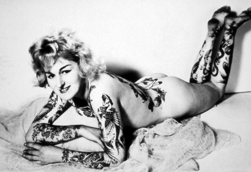 Las primeras mujeres tatuadas de la historia occidental 4