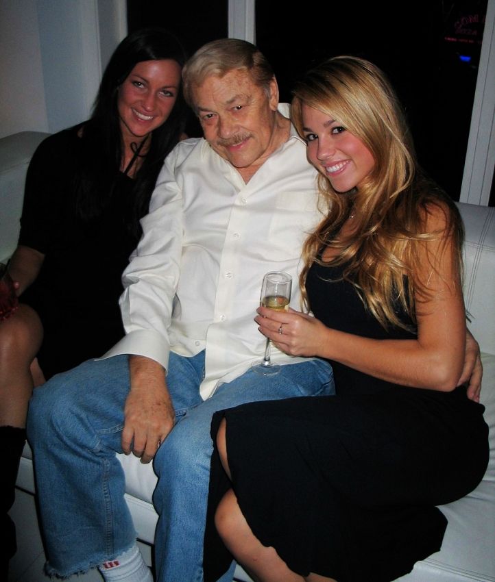 La vida erótica con mujeres de Jerry Buss, jefe de Lakers