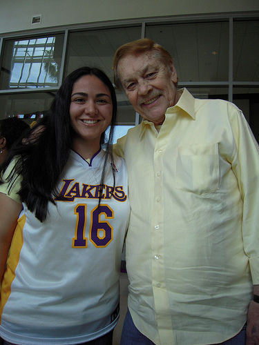 La vida erótica con mujeres de Jerry Buss, jefe de Lakers