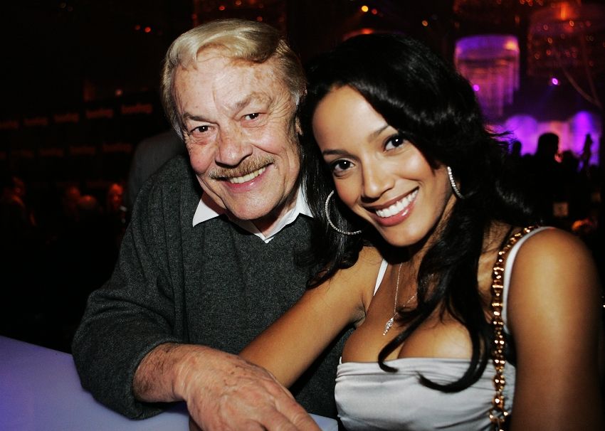 La vida erótica con mujeres de Jerry Buss, jefe de Lakers