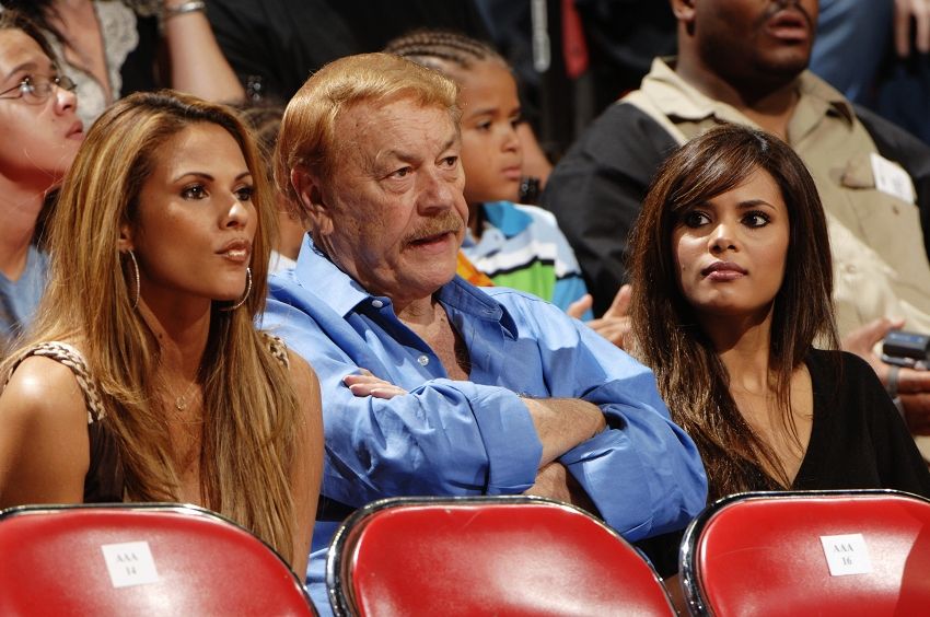 La vida erótica con mujeres de Jerry Buss, jefe de Lakers