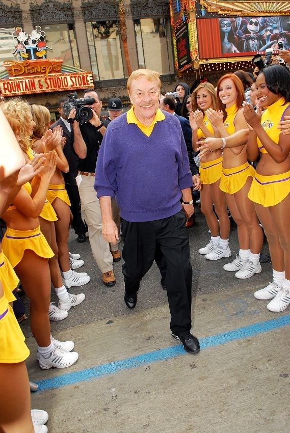 La vida erótica con mujeres de Jerry Buss, jefe de Lakers