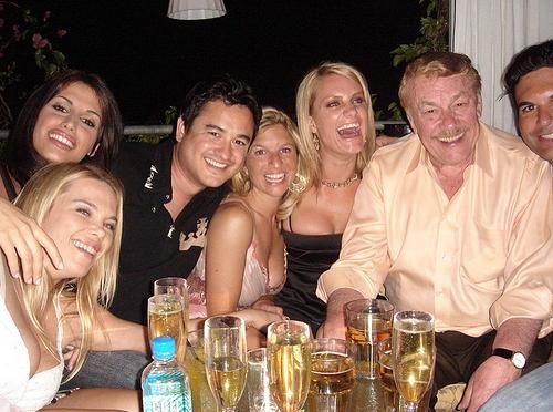 La vida erótica con mujeres de Jerry Buss, jefe de Lakers