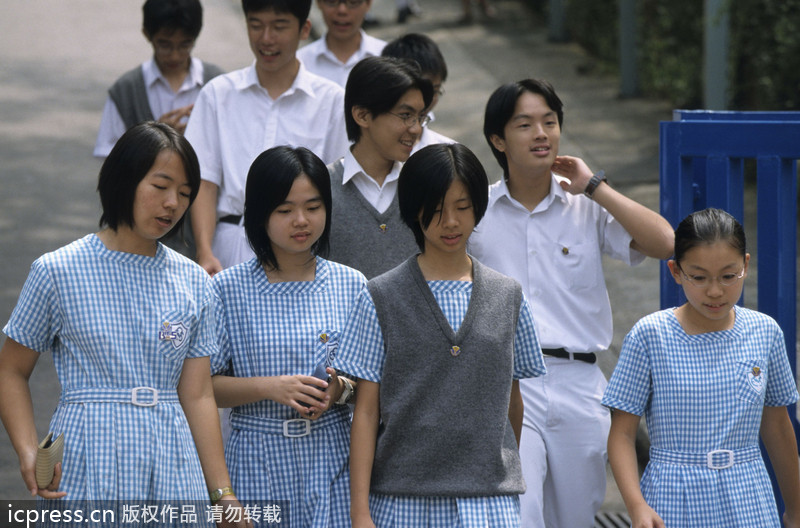 Las uniformes escolares de diferentes países 18