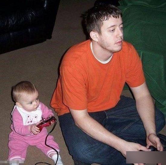 Papás con talento y bebés graciosos 37