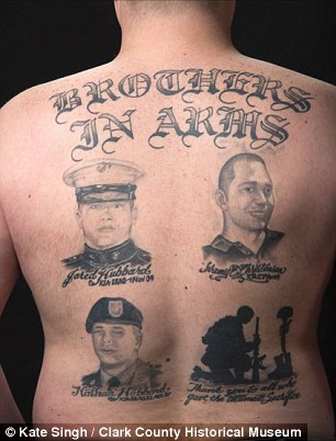 Tatuajes en los soldados desmovilizados estadounidenses conmemoran la guerra