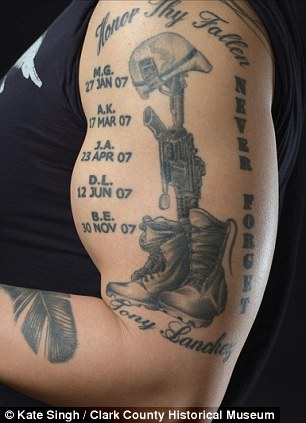 Tatuajes en los soldados desmovilizados estadounidenses conmemoran la guerra