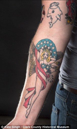 Tatuajes en los soldados desmovilizados estadounidenses conmemoran la guerra