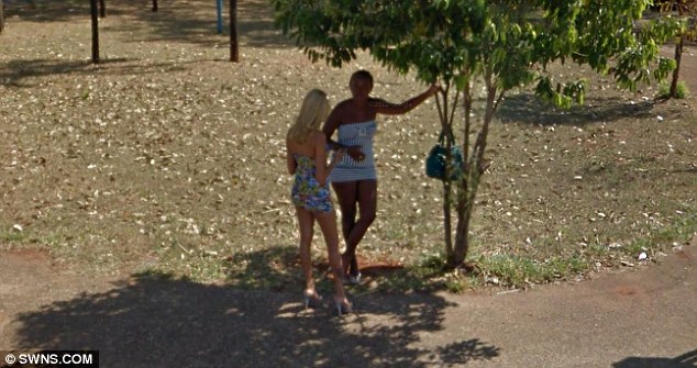 Revelan las fotos del comercio sexual de las prostitutas por Google Street
