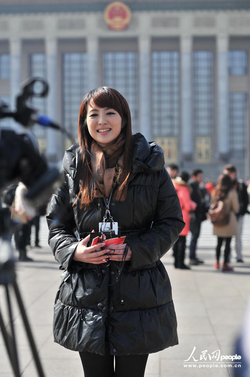 La periodista china más guapa en las dos sesiones