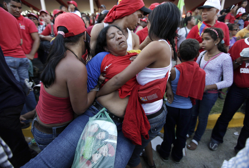 Pueblo venezolano despide a Hugo Chávez 3