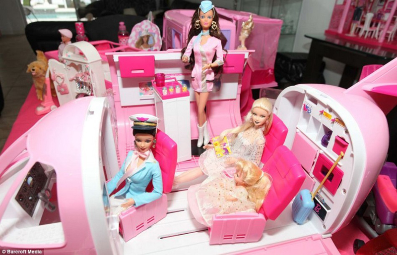 Loco coleccionador de Barbies_Spanish.china.org.cn_中国最权威的西班牙语新闻网站