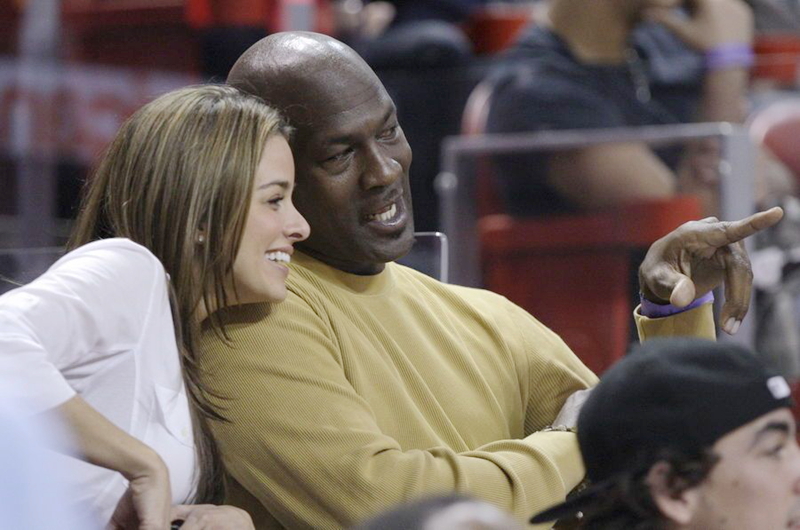 Top 5 esposas más guapas de jugadores de NBA-esposa de Michael Jordan