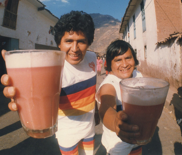 Jugo de rana, la increíble bebida en Perú 5