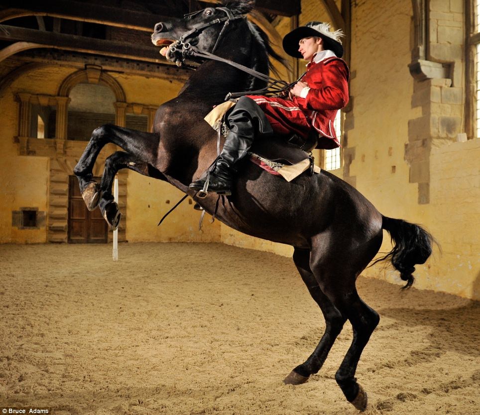 El ballet de los caballos, arte rehabilitado en Inglaterra tras su desaparición de hace 300 años 7