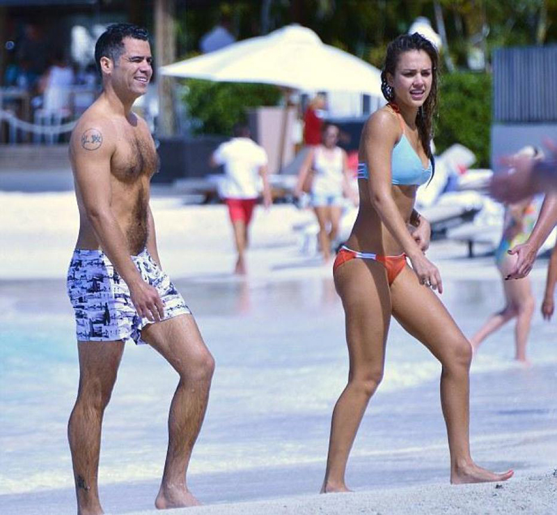 Lindsay Lohan, Jessica Alba y Hayden Panettiere: los primeros bikinis del 2013 2