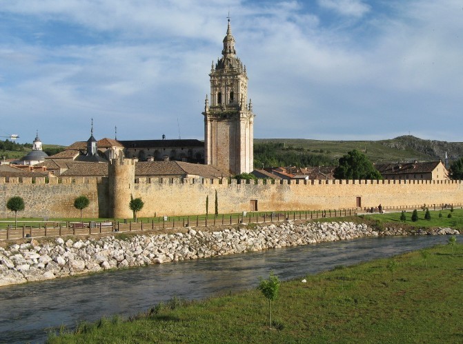 Vida y piedra:TOP 10 pueblos castellano-leoneses de España 1