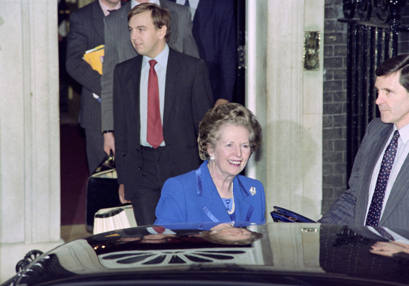 Video biografía de Margaret Thatcher,la Dama de Hierro 12