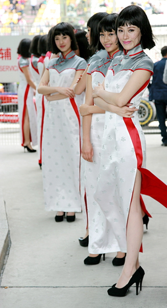 Las azafatas hermosas del Gran Premio de China, la tercera prueba del F1 en Shanghai 2013