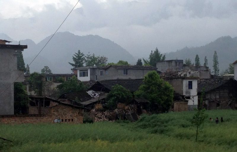 Terremoto de 7,0 grados sacude Sichuan de China