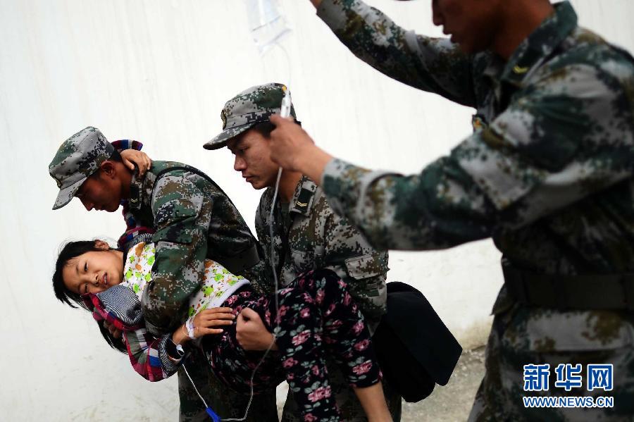 Siete días después del terremoto en Lushan 3