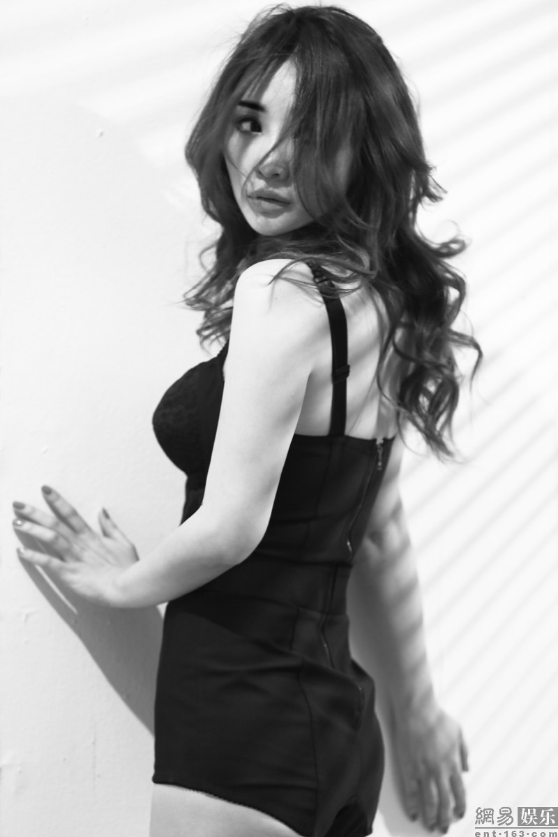 Liu Yan, presentadora china con cuerpo espectacular