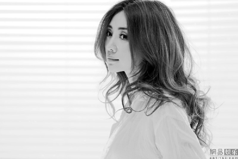 Liu Yan, presentadora china con cuerpo espectacular