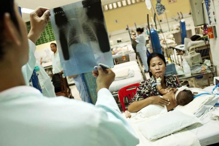 Documental: la muerte del bebé recién nacido en Camboya