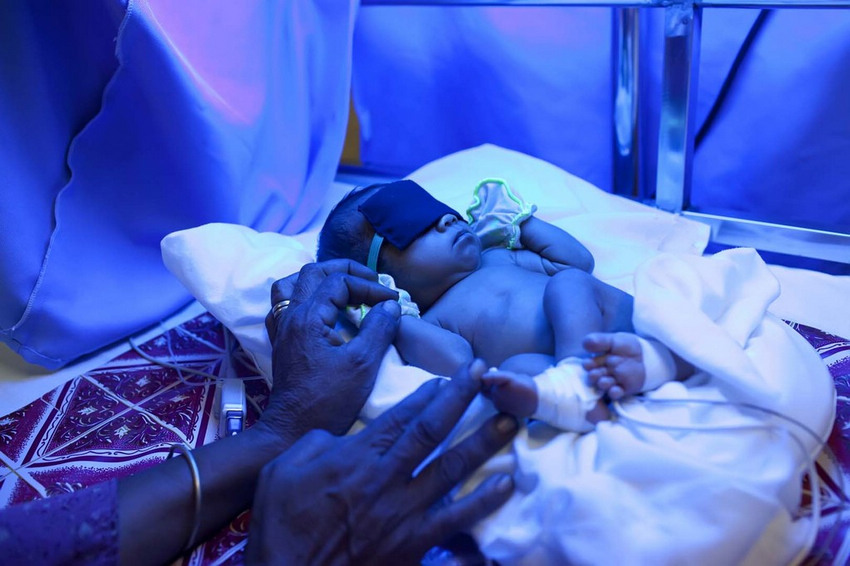 Documental: la muerte del bebé recién nacido en Camboya