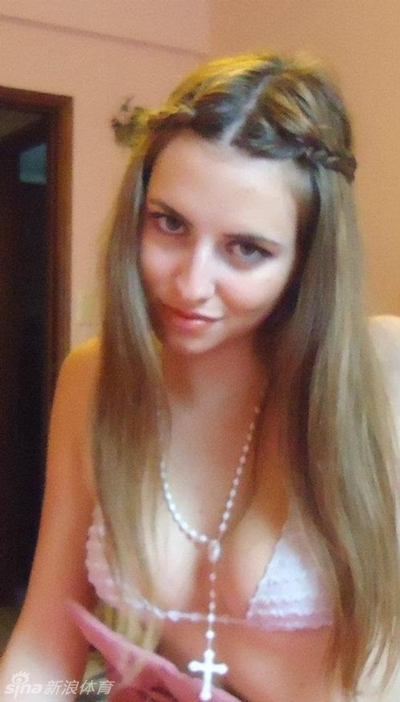 Fotos atractivas de la chica más sexy de la Liga italiana 