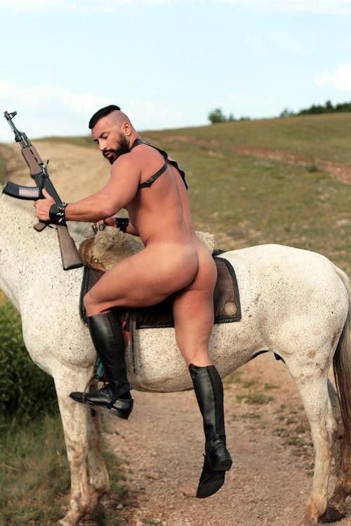 Pavel Petel, el hombre “Lady Gaga” 