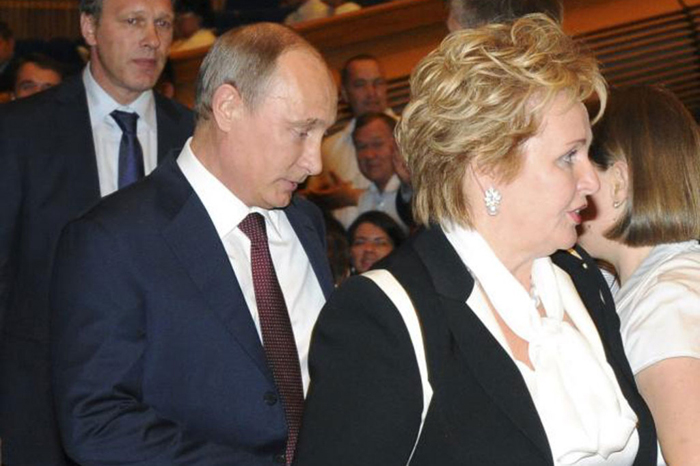 Imagenes documentales del presidente ruso Putin y su esposa Lyudmila 5