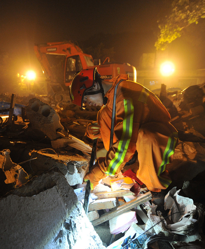 Crece A N Mero De Muertos Por Derrumbe De Edificio En Oriente De