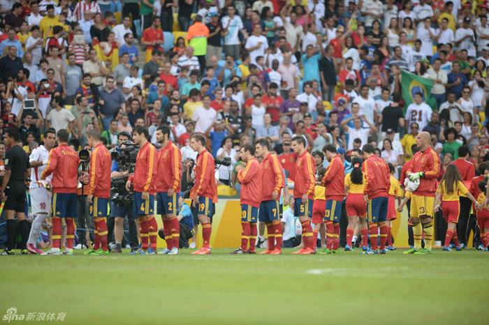 España clasifica a semifinales tras despedazar 10-0 a Tahití 1