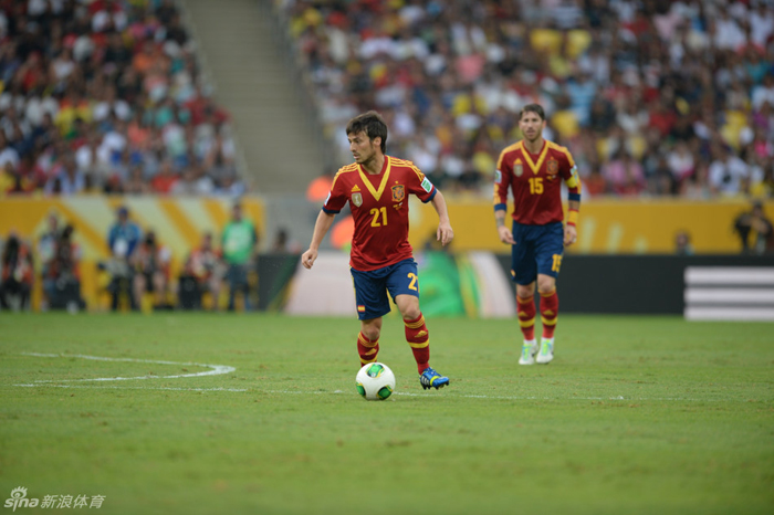 España clasifica a semifinales tras despedazar 10-0 a Tahití 5