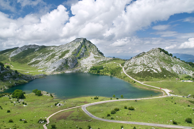 Top 20 montañas de España para visitar en verano 16