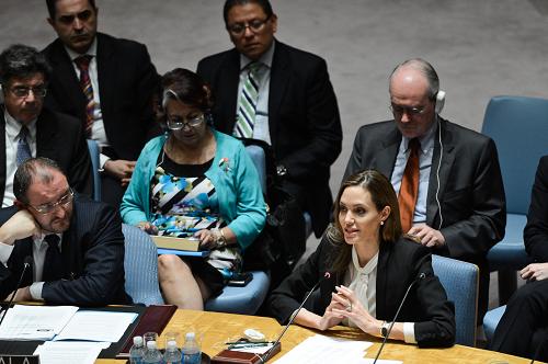 Angelina Jolie reclama 'responsabilidad' a la ONU ante la violencia sexual de guerra