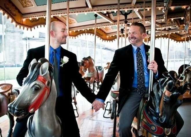 Fotos graciosas de la boda de homosexuales